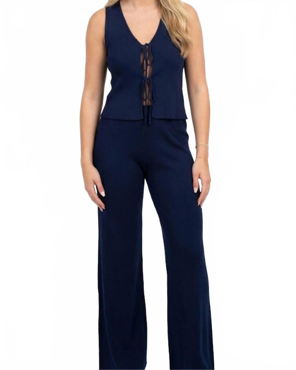 NEW ELAN fly away pant set in navy